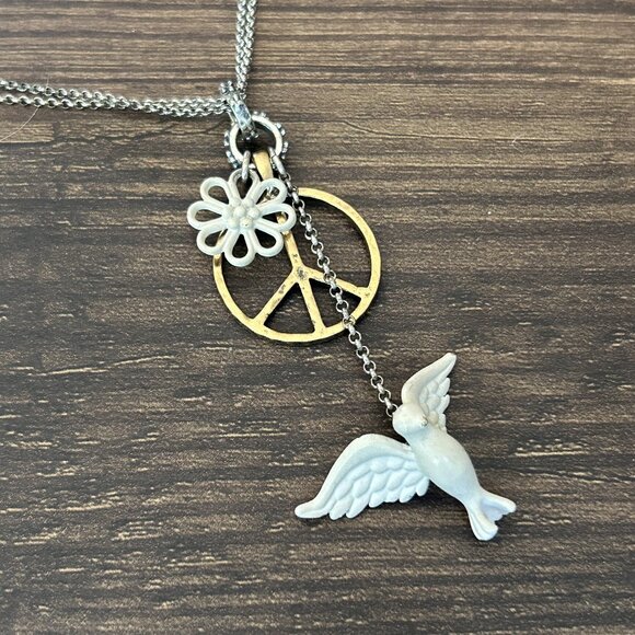 2000s Dove Peace Flower Necklace ASO Alex Russo - Picture 3 of 10